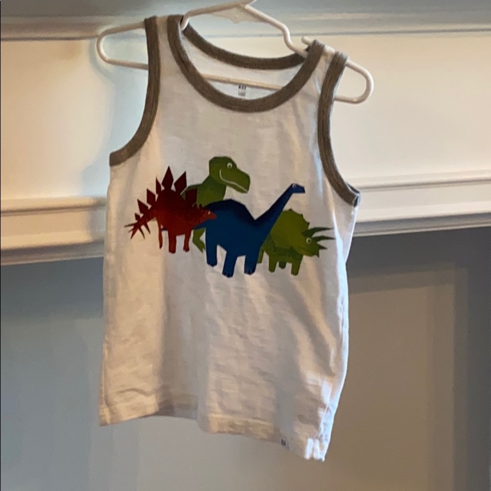 Boy’s tank top with dinosaurs 🦕🦖